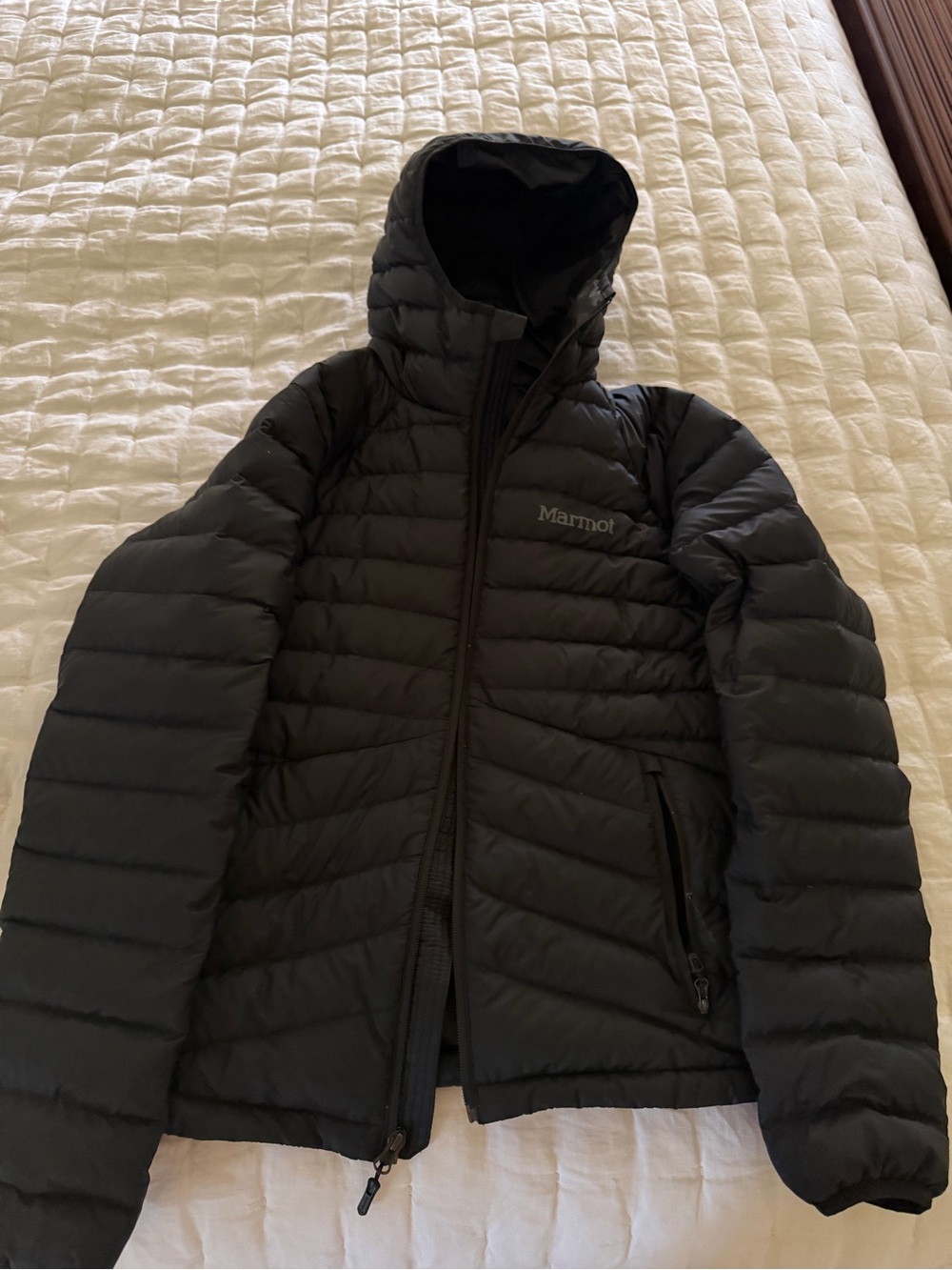 Marmot Men's Black Hooded Down Jacket size small